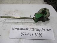 Shearbar Adjuster RH, Deere, Used